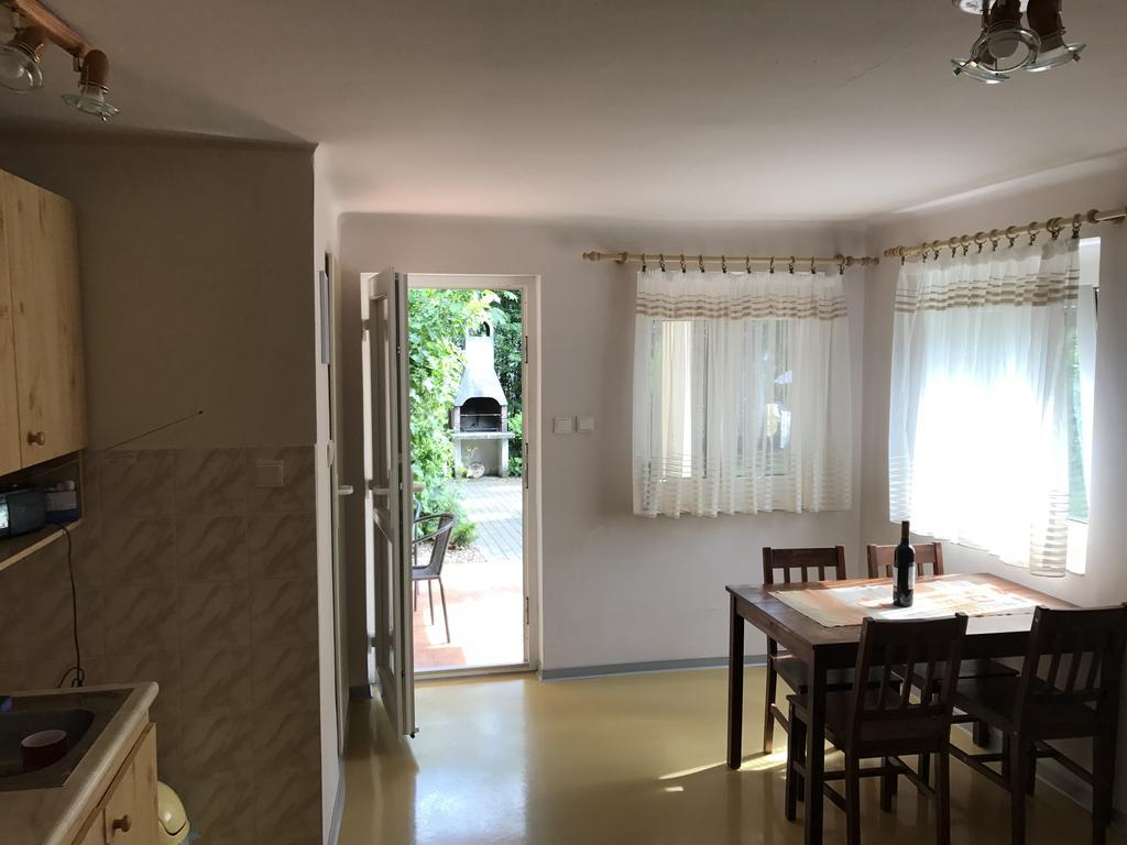 Apartment Jane Senec Buitenkant foto